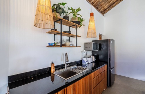 Pecatu Villa | Tropical retreat connected 8bdrs villas in Bingin