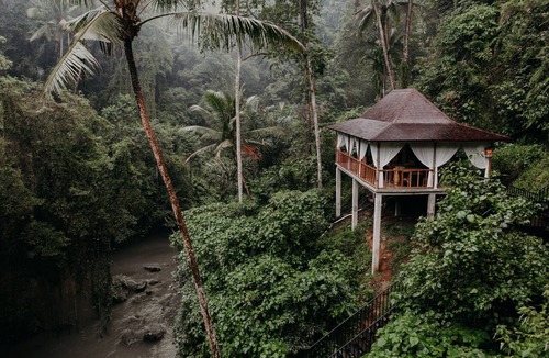 Kemenuh Villa | Ubud Sanctuary | Lush Surroundings | Quiet Stay