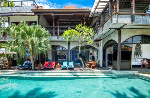 Petitenget Villa | Unique 6 Bdrm Villa In Central Seminyak/Petitenget