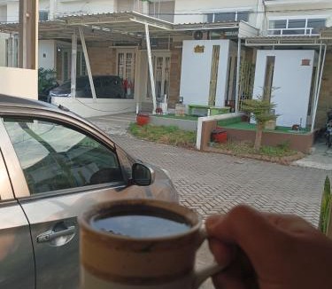 Dinoyo Villa | VIKA Villa Kayana Kota Batu