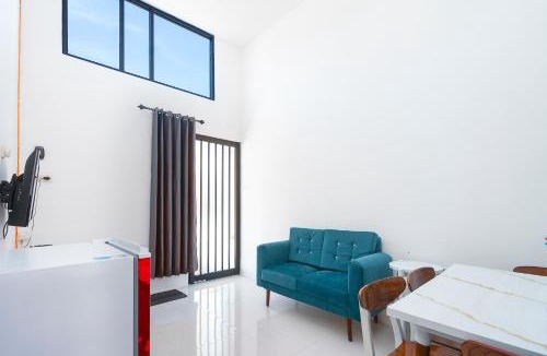 Kemuninglor Villa | Villa Albasia by Calli Rooms