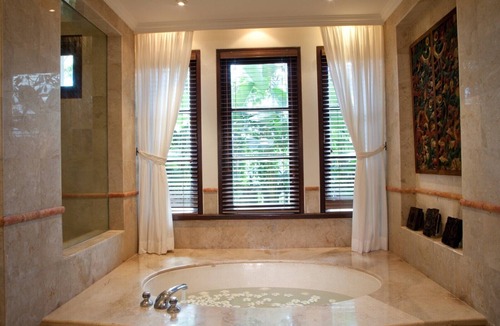 Beraban Villa | Villa Amani Tanah Lot - An absolute oceanfront villa experience.