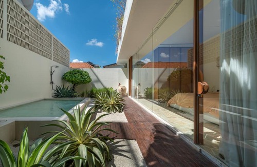 Cemagi Villa | Villa Babylon - 8BR Lux Seseh Villa, 3 pools, Jacuzzi, Ocean views