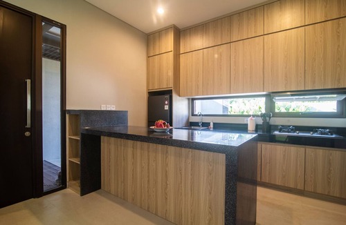 Kediri House | Villa Bintang Bahagia · Stroll to the Surf: Modern 2BR Villa in Tabanan
