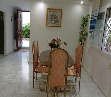 Ariana Villa | Villa Chic Garden & Parking -10 mn Airport