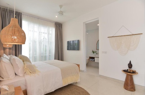 Berawa Villa | Villa Cruz close to Finns Beach club