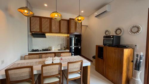 Cepaka Villa | Villa dengan Kolam Renang Pribadi dekat Canggu