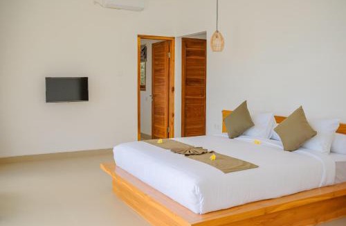 Lovina Villa | Villa Dolphin - New luxury Villa near Lovina Centre & Beach