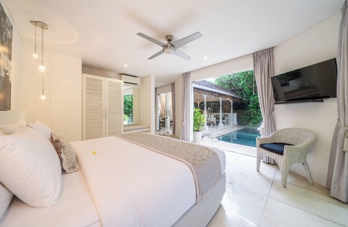 Central Seminyak Villa | Villa Esha Drupadi 3BR Prime Seminyak Villa