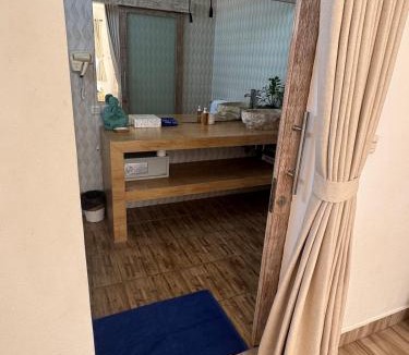 Legian Villa | Villa Lelipi, 5 bed, 5 bathroom 5min walk to beach