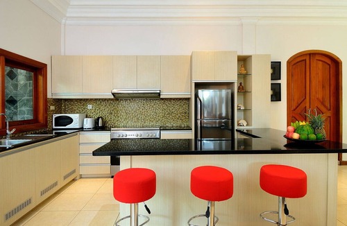 Legian Villa | Villa Mimpi - Legian Beach