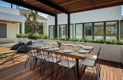 Berawa Villa | Villa Nini Elly | 6BR Canggu Villa w/Pool, Chef & Theatre