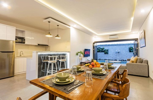 Tibubeneng Villa | Villa Paddies - Charming 2 BR Canggu with Aircon Living High Speed Wi-Fi