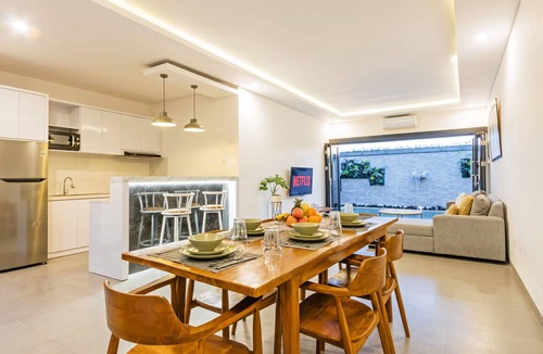 Tibubeneng Villa | Villa Paddies - Charming 2 BR Canggu with Aircon Living High Speed Wi-Fi