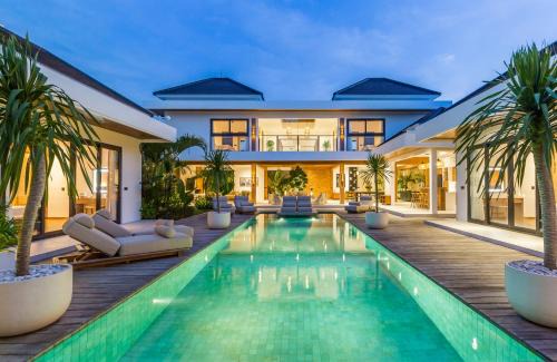 Nakula Villa | Villa Selena Space Luxury 4BR 15m Pool BBQ Staffed
