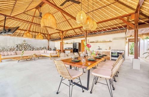 Petitenget Villa | Villa Toscana - Huge 7BDR with 3 Pools