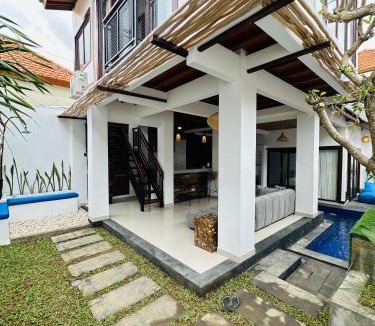 Central Seminyak Villa | Villa Umah Seminyak