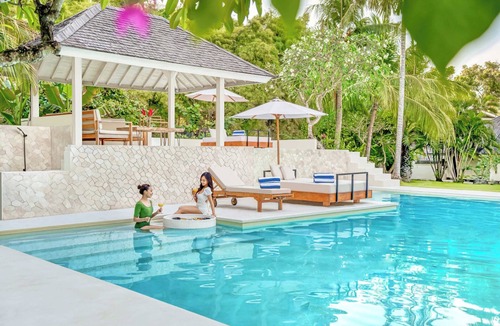 Petitenget Villa | Villa Venice - 2000m2 Garden, right behind beach