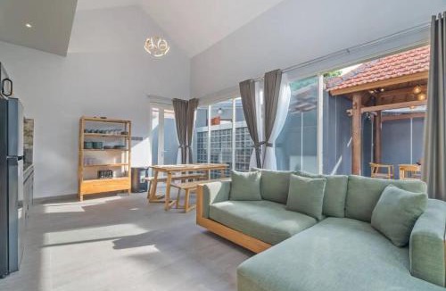 North Legian Villa | Villa Viamia - Managed By Chayah Bali Villa Group