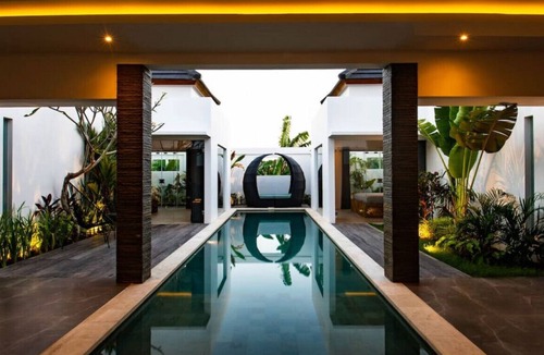Drupadi Villa | villa Yolanda · Rice field view 2 bedroom villa Seminyak beach