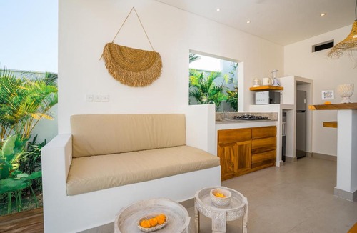 Munggu Villa | Villa Zahka - 1BR Private Luxury Hideaway near Seseh Beach