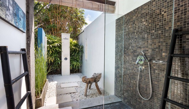 5 Star Villa in Bali, Minutes from the Beach, Bali Villa 2080