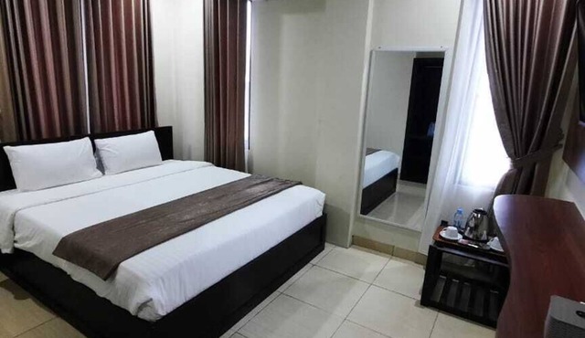 AM HOTEL