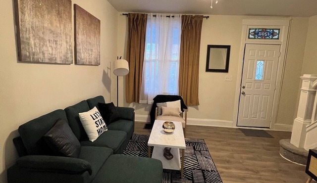 Boho Oasis 2 Bed 1 Bath home in Baltimore City! in Baltimore