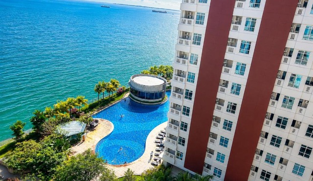 BorneoBay Apartment