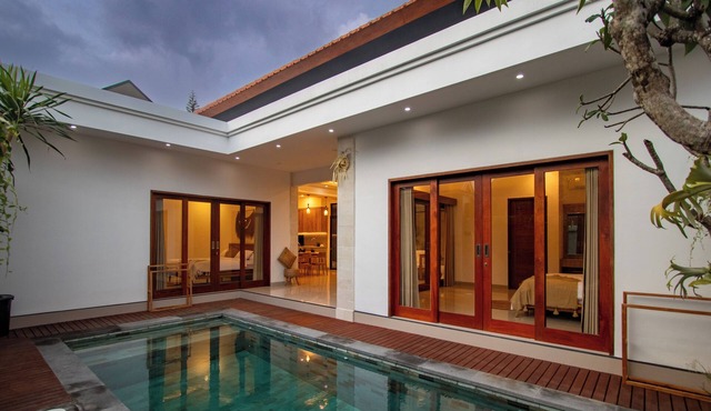 Canggu - Brand New Private Vila - Huge Pool