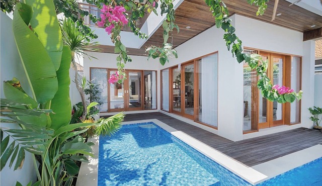 Canggu Peaceful 3BR Villa with Pool, Walk to Cafés and 5 Mins to Beach
