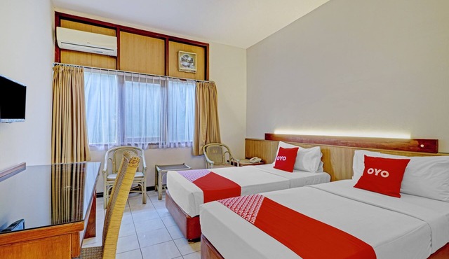 Collection O Riau Near Trans Studio Bandung Formerly Asteria Hotel in Bandung