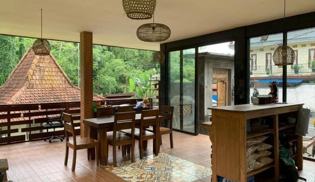 Cozzy OMAH JEGEG Tabanan Bali