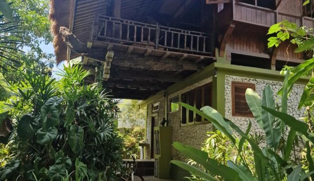 eco beach house bali