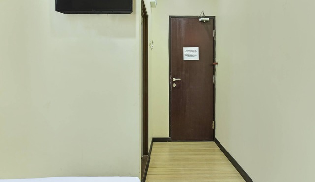 EXPRESS O 91176 Hotel Puri Gandaria