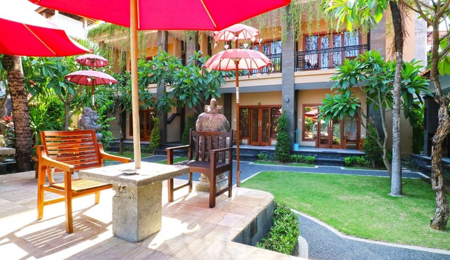 Gora Beach Inn