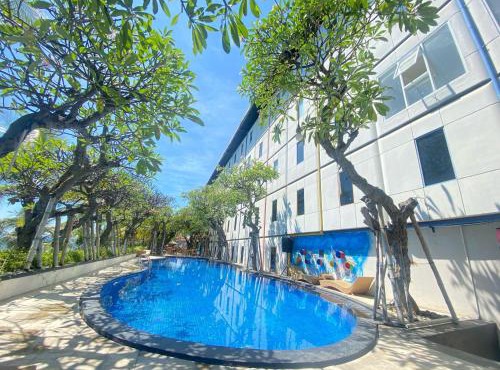 Grand Singaraja Beach Hotel