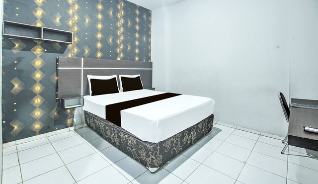Hotel O Makassar near Mall Panakukang formerly Hotel Lucky Inn Makassar