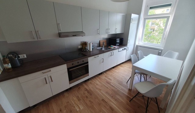 Junior Suite Apartment Eleven in Graz