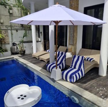 Langikula Villa Seminyak Bali