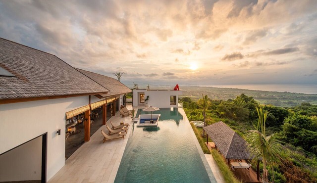 Lovina Sea View Villa | Private Gym | Movie Screen