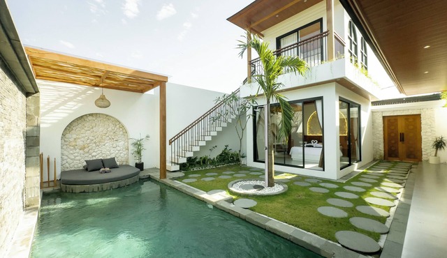 Luxury Rice-Terrace Villa - Private Pool, Workspace & Sunset View