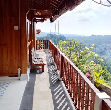 Mayong Awan Cita