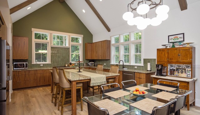 New Built in 2024! 1/3 Mile 2 Beach AND Family Fun in Harbert
