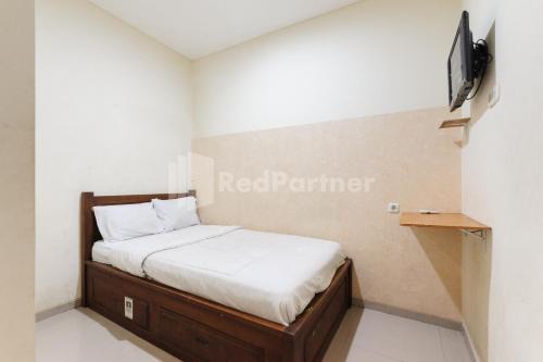 Nipa Guest House near Universitas Widyagama Mitra RedDoorz