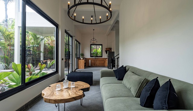 Orfeas Villas 1 - Luxury 2BR Canggu Private Pool, Rooftop Lounge