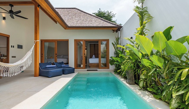 Private 1BR Pool Villa in Bingin Tropical Indoor-Outdoor Escape