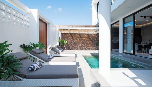 Sky Beach Villa by Betterplace