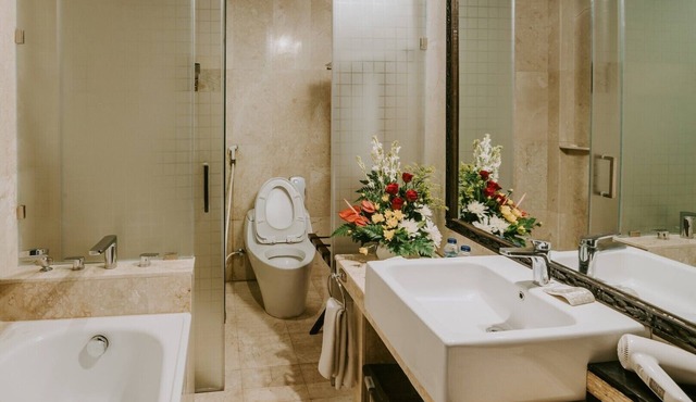 SL1003 - 1 Bedroom Family Suite in Legian