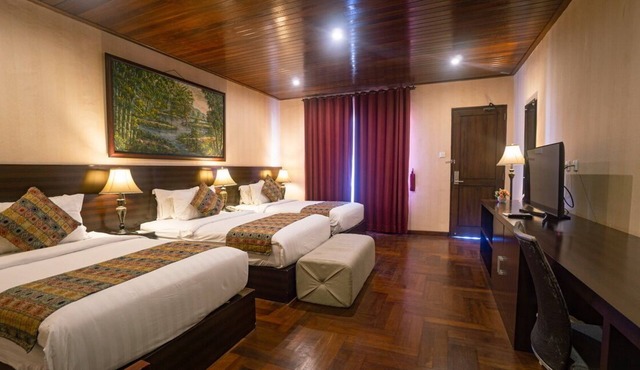 SL1004 - 1 Bedroom Family Triple Suite in Legian